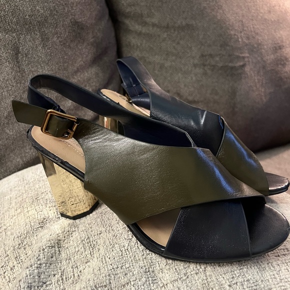 Green and Black with striking  mirrored gold heels. New Size 8 - Picture 2 of 9